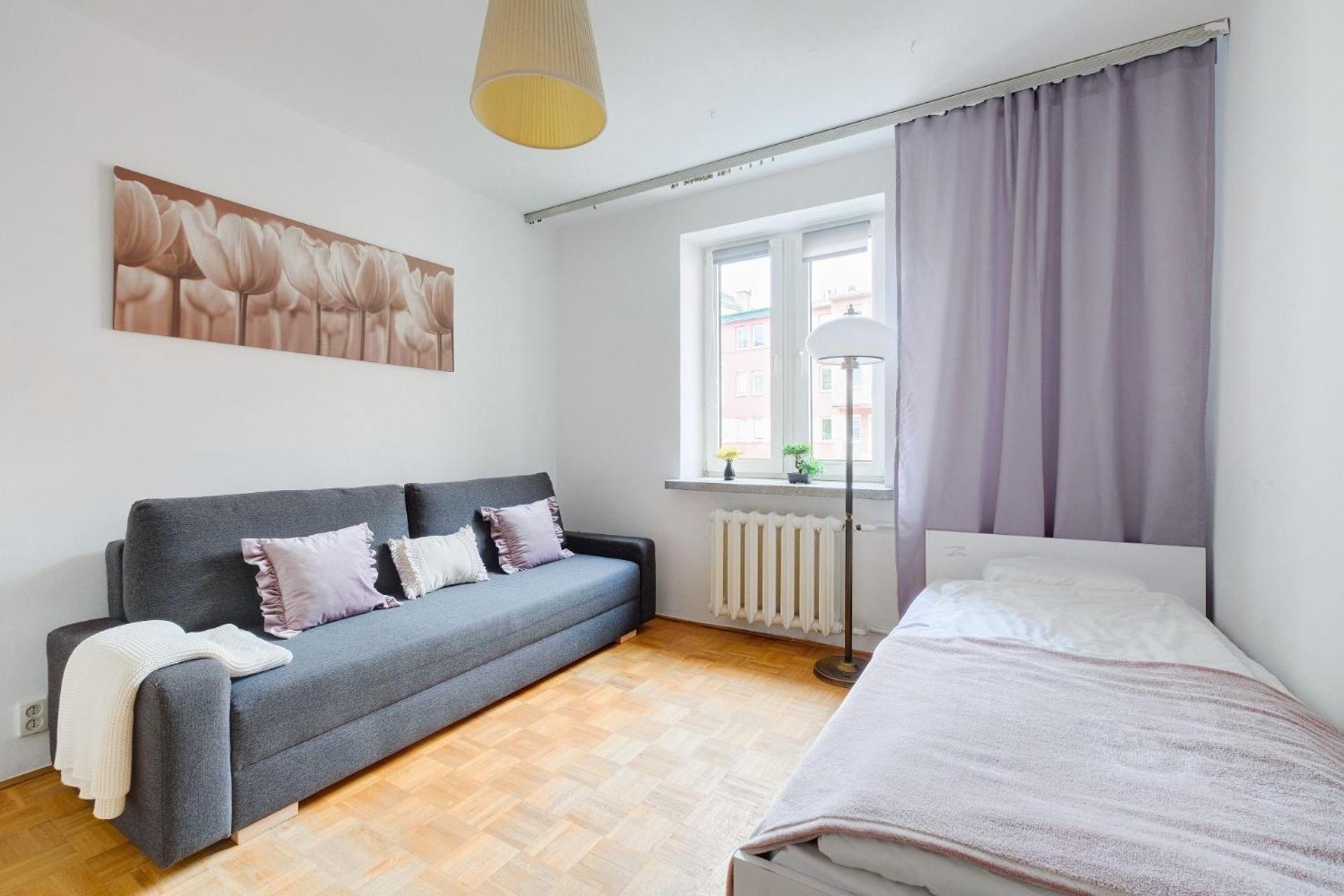 Spacious Apartment In Green Location Warsawa Bagian luar foto