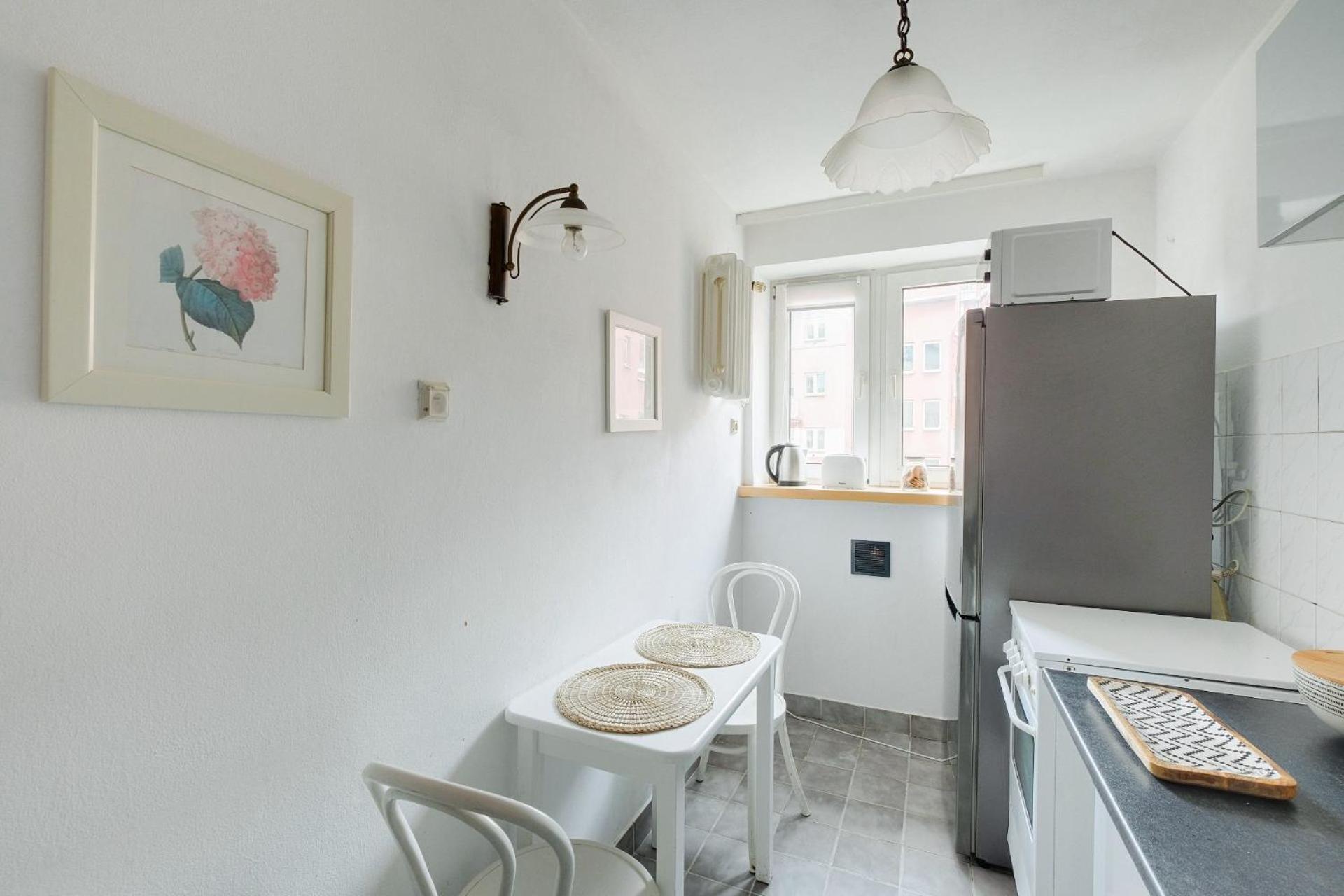 Spacious Apartment In Green Location Warsawa Bagian luar foto